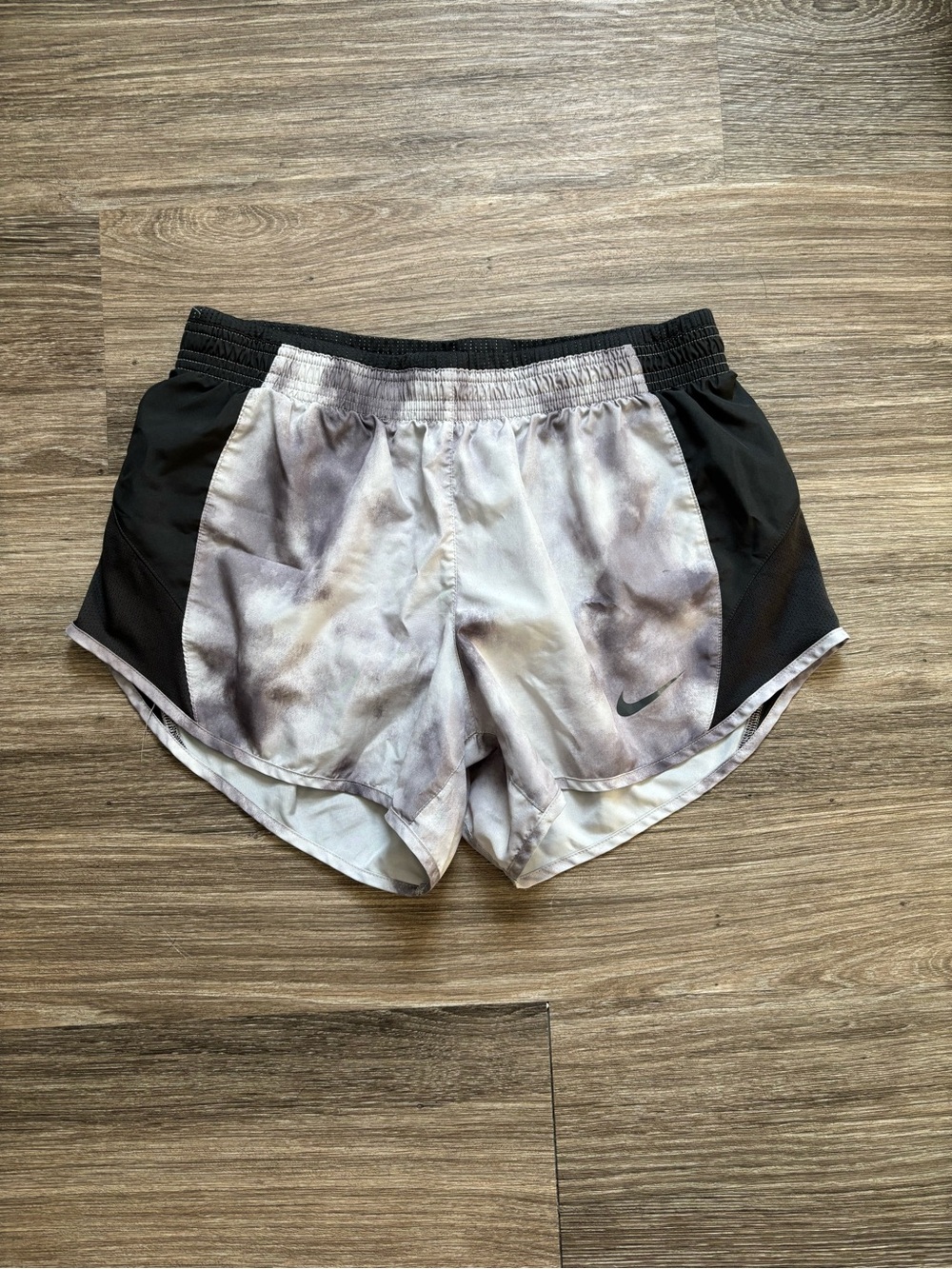 Nike Tie-Dye Dri-FIT Running Shorts - Black & Light Gray